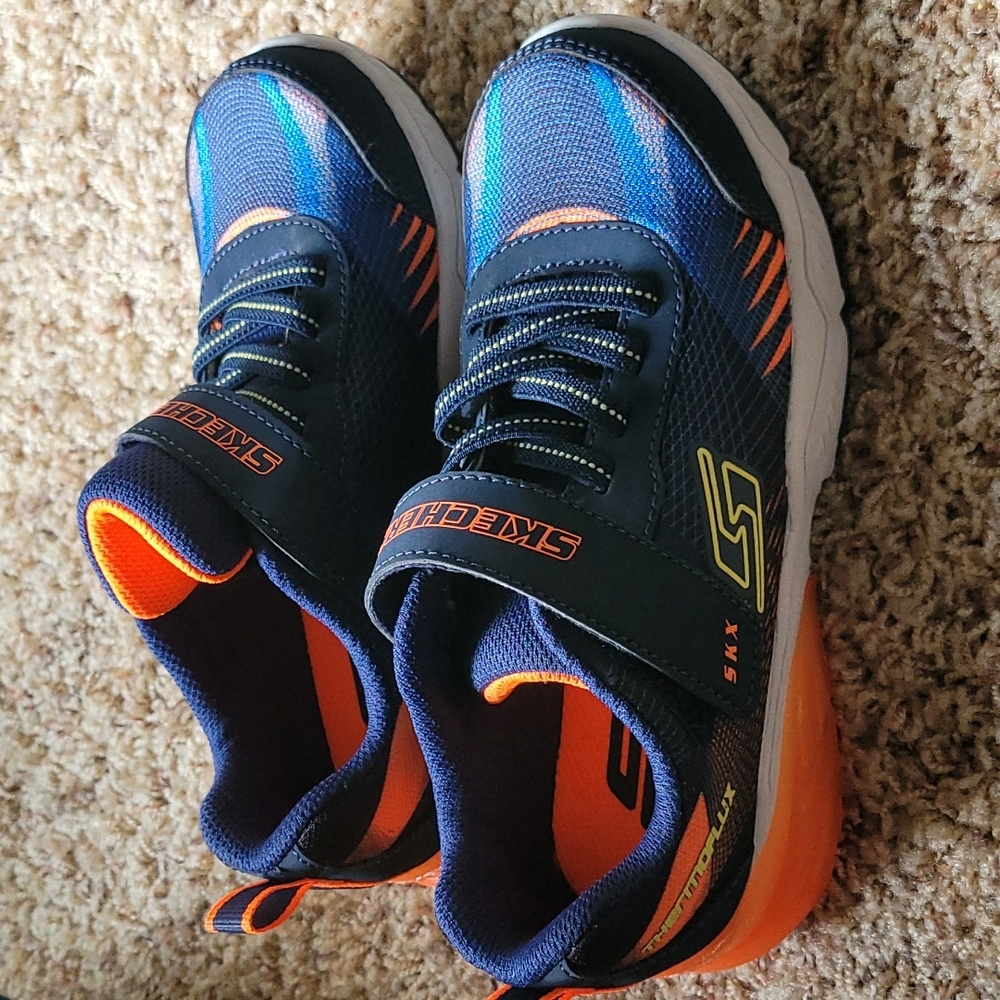 Sketchers boys athletic shoes